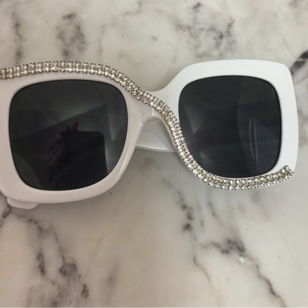 Elegant White Sunglasses with Rhinestone Accents